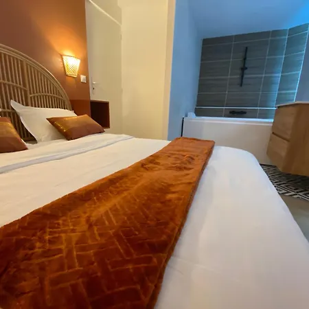 L'escale Et En Bord De 4* Гавр