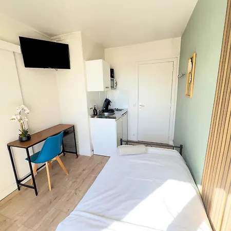 L'escale Et En Bord De