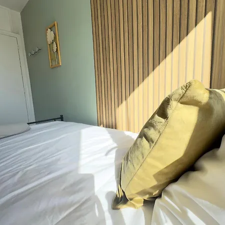 L'escale Et En Bord De Bed & Breakfast *