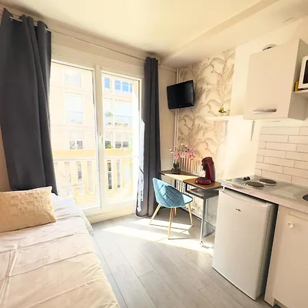 Bed and breakfast L'escale Et En Bord De 4*