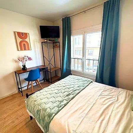 Bed & Breakfast L'escale Et En Bord De 4*